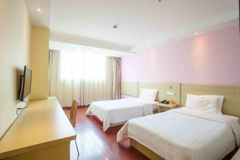 7Days Inn Chengdu Shuangnan Room photo